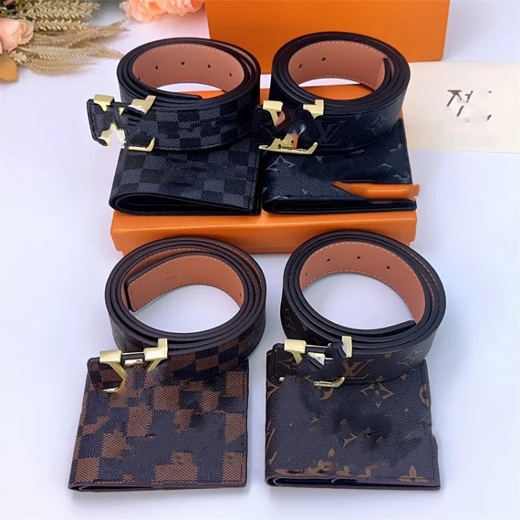 LOUIS VUITTON Initiales
(41 colorways)